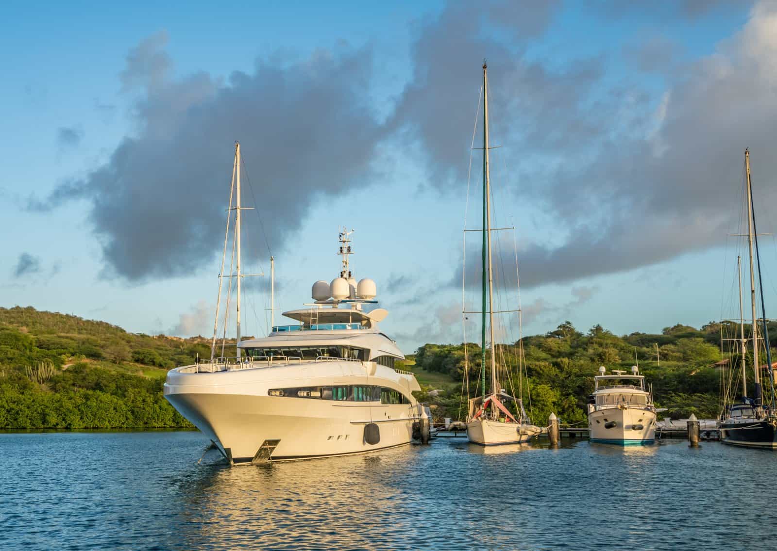 sunset-cruise-around-spanish-water-view-around-the-2026-03-26-00-12-36-utc